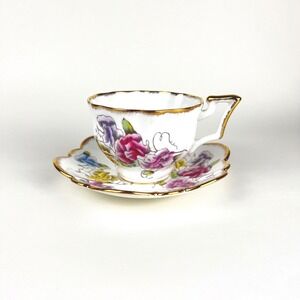 Salisbury Sweet Pea Fine Bone China Teacup & Saucer Made in England Gold Trim